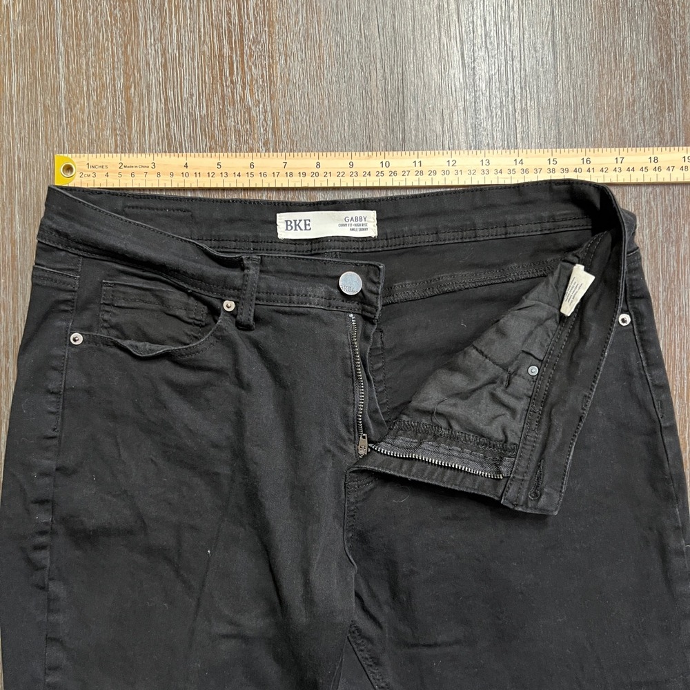 BKE Black GABBY Skinny Jeans Distressed Frayed Hem Women's Size 31 - Picture 7 of 8